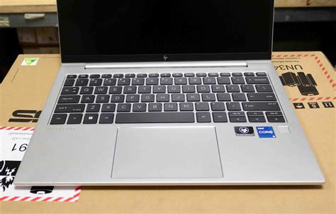 HP EliteBook 830 G10